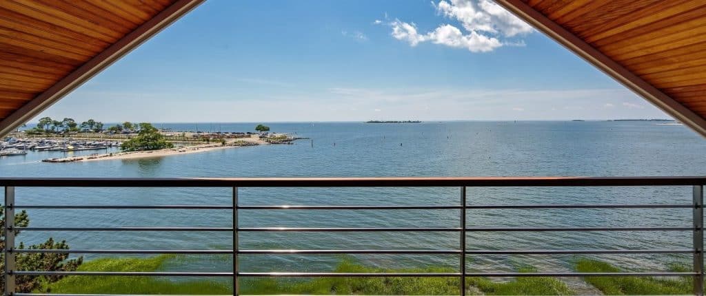9 owenoke park westport ct room w view1 1500x630.jpg 4